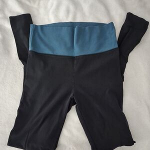 Victoria's Secret Leggings in Black and Teal